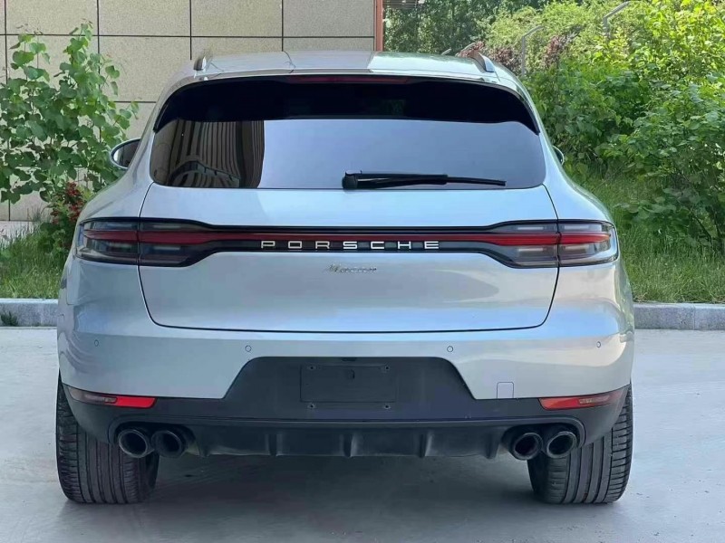 青岛19年保时捷Macan8