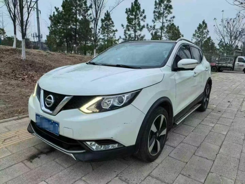 鄂州18年日產逍客3