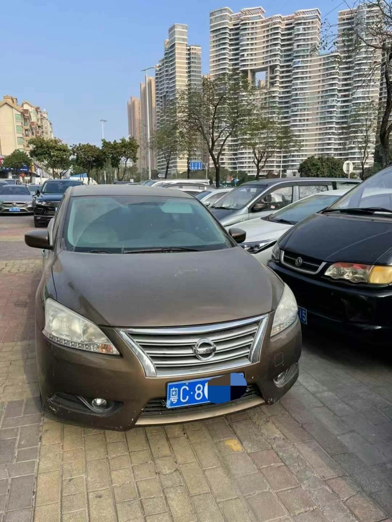 广州14年日产轩逸1