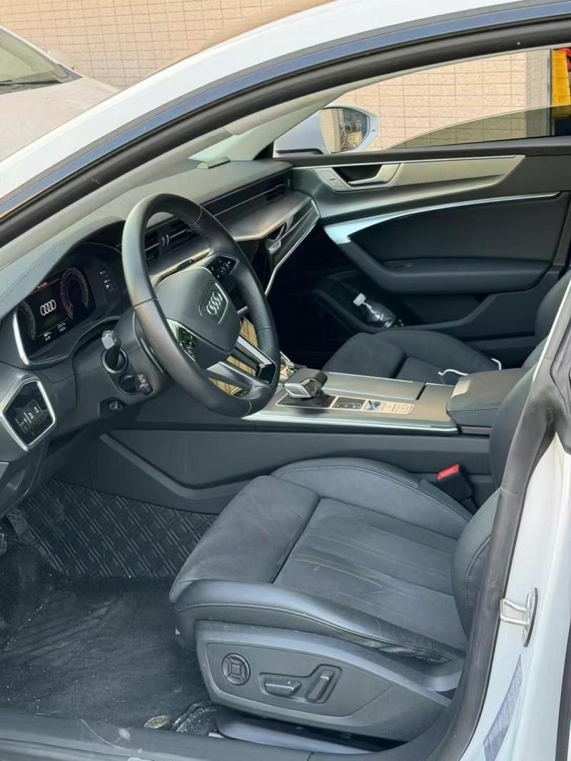 广州24年奥迪A7L3