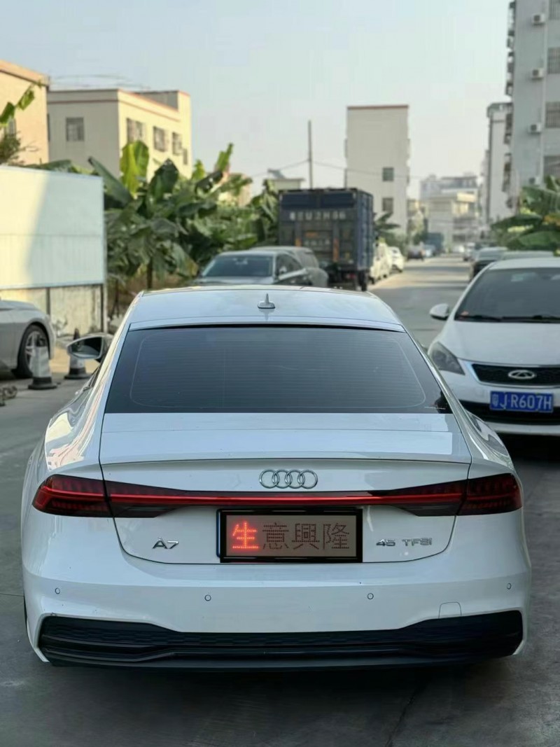 广州24年奥迪A7L4