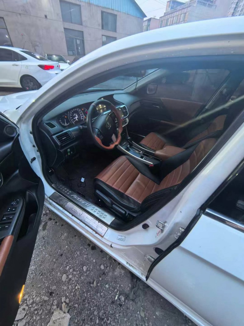 广州14年本田雅阁5