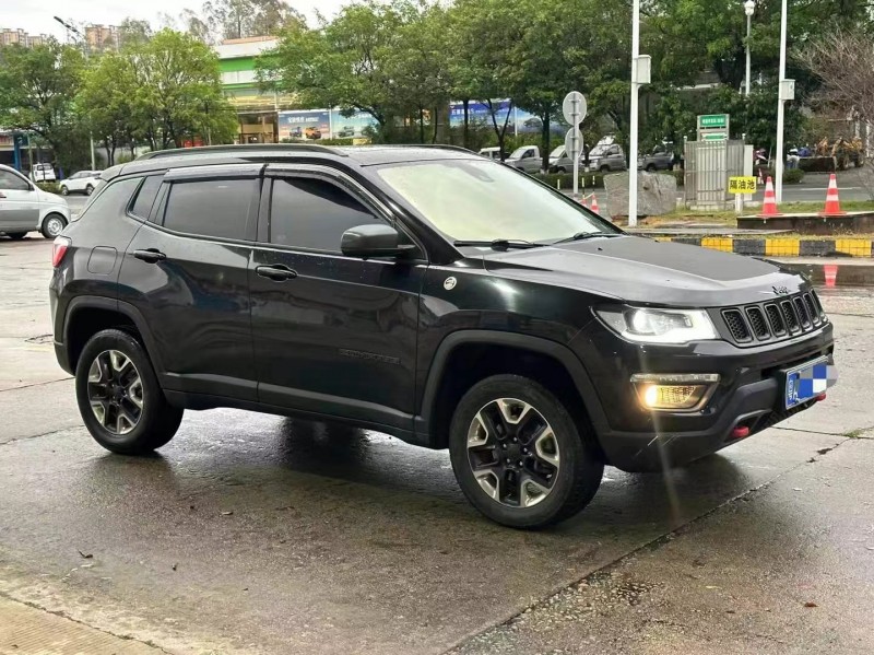 江門18年Jeep指南者3