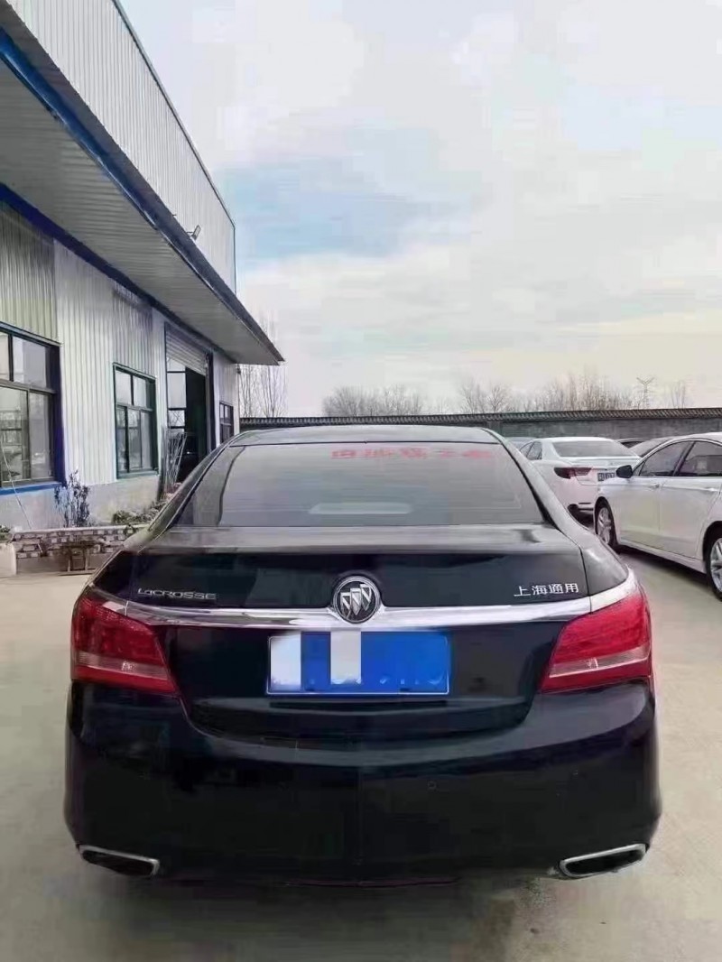 菏泽15年别克君越9