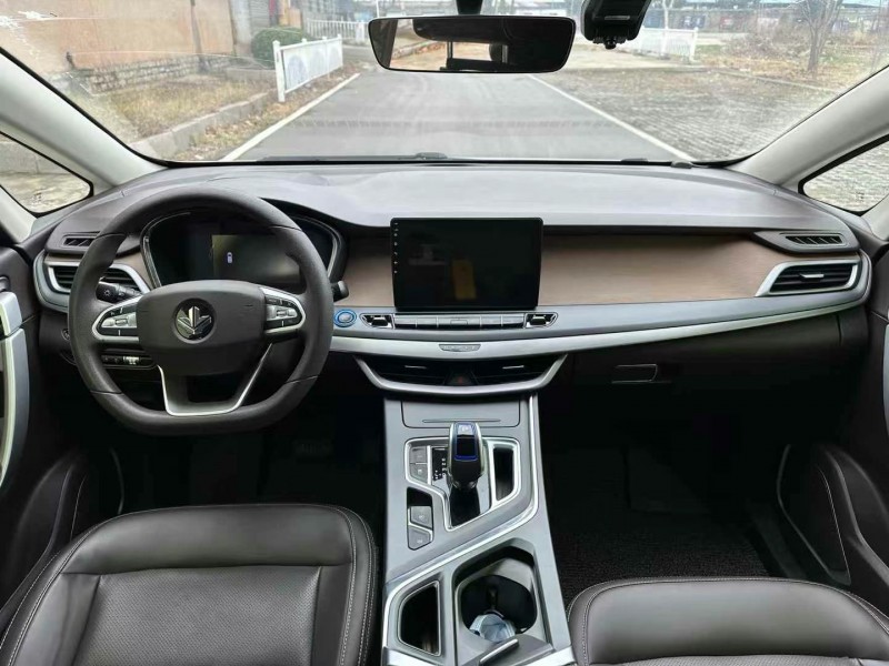 枣庄23年力帆汽车80V5