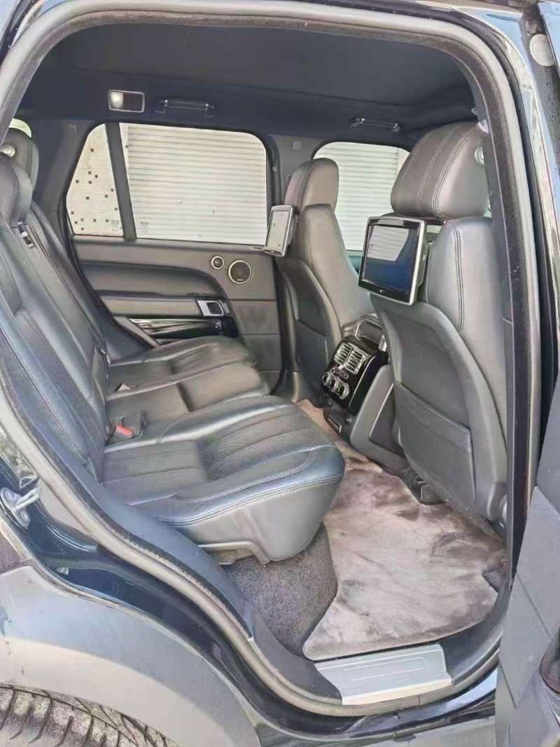 济宁14年路虎揽胜行政5