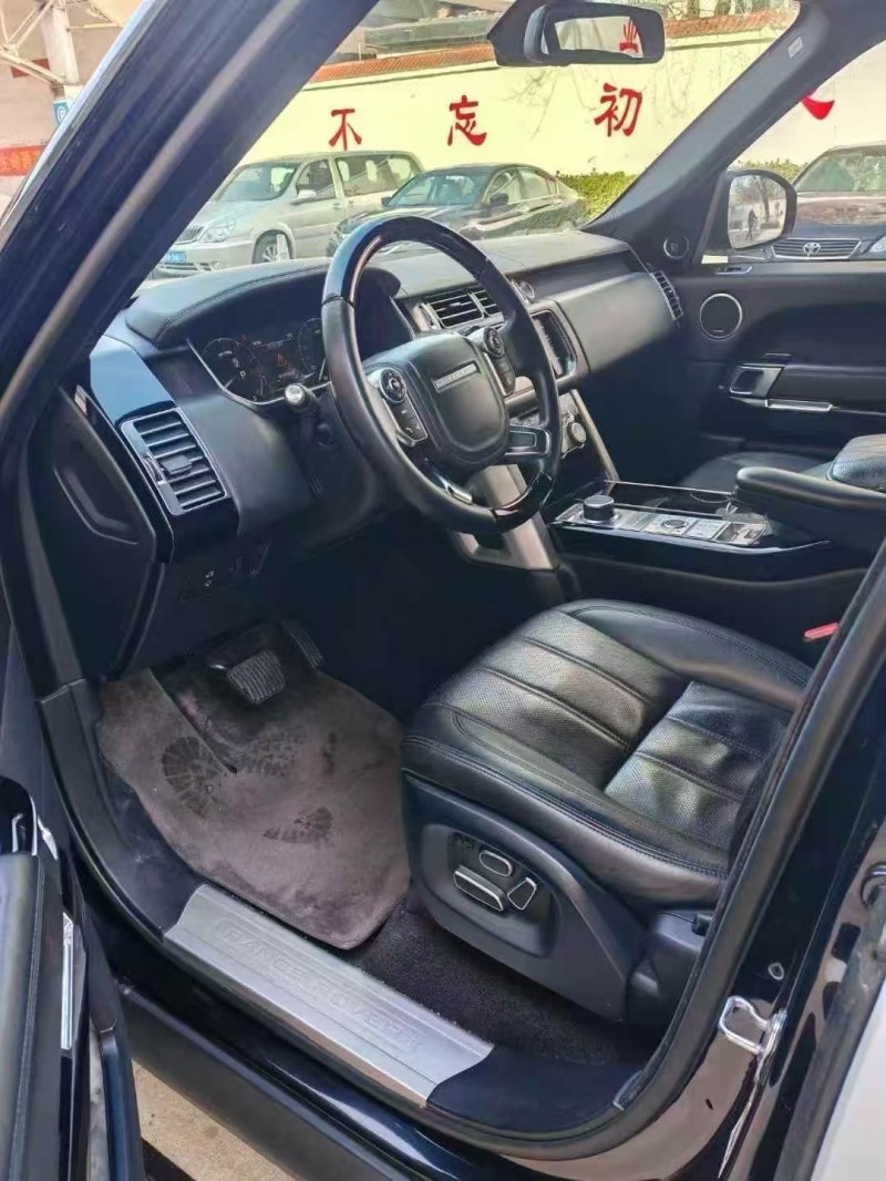 济宁14年路虎揽胜行政6