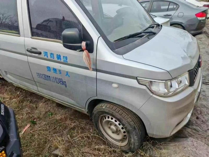 鶴壁22年五菱汽車榮光2