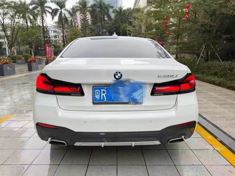 广州22年宝马5系9