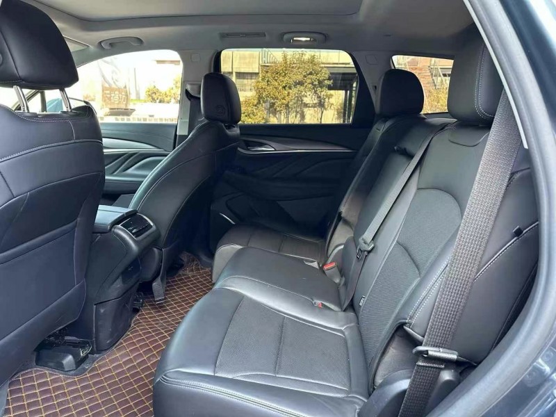 枣庄21年别克昂科旗4