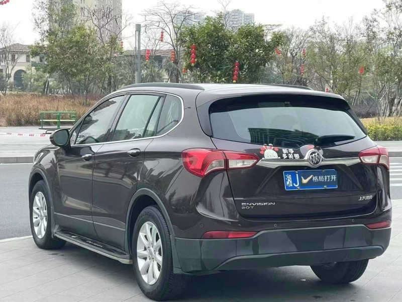 东莞18年别克昂科威8