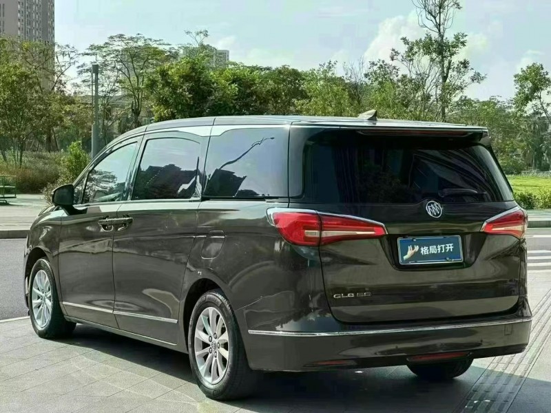 东莞18年别克GL88