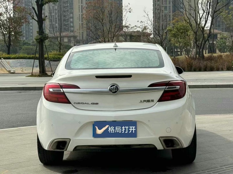 东莞17年别克君威8