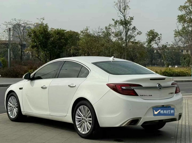 东莞17年别克君威9