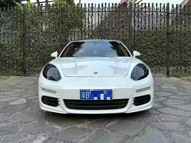 广州14年保时捷帕拉梅拉1