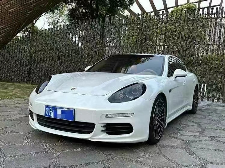 广州14年保时捷帕拉梅拉3
