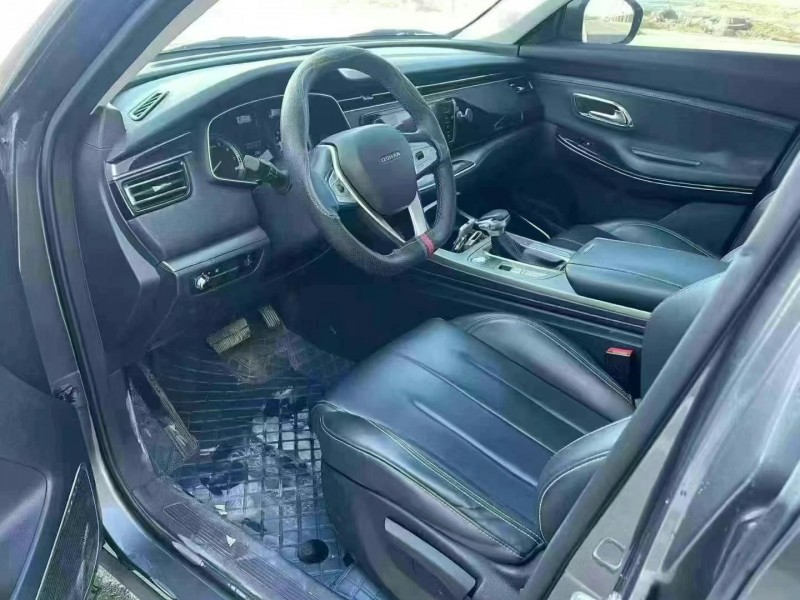 鄭州20年長安汽車歐尚5