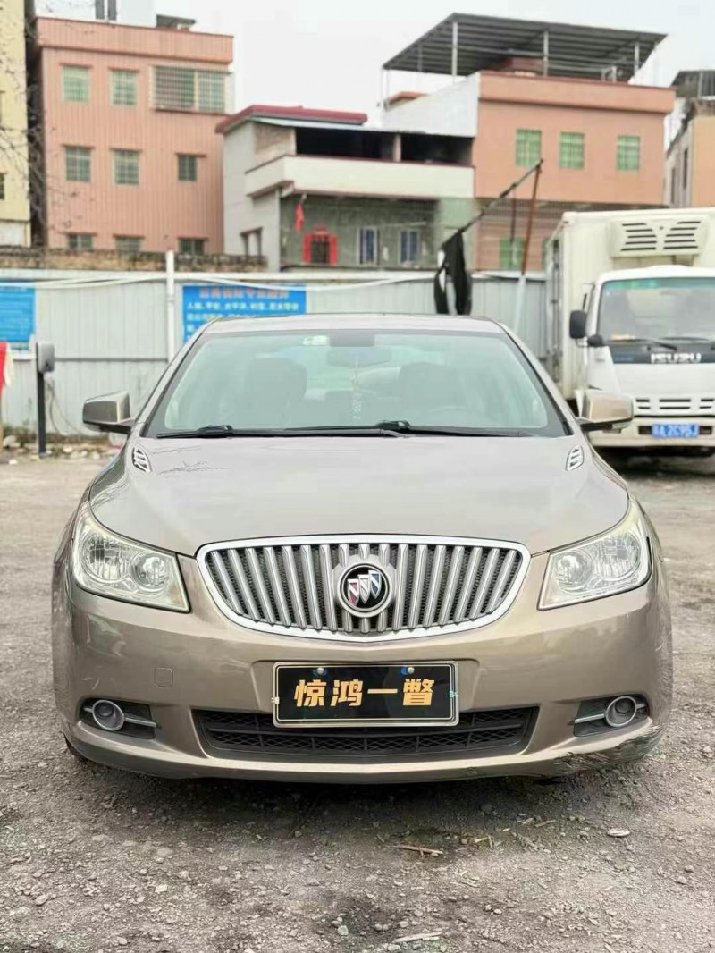 广州12年别克君越1