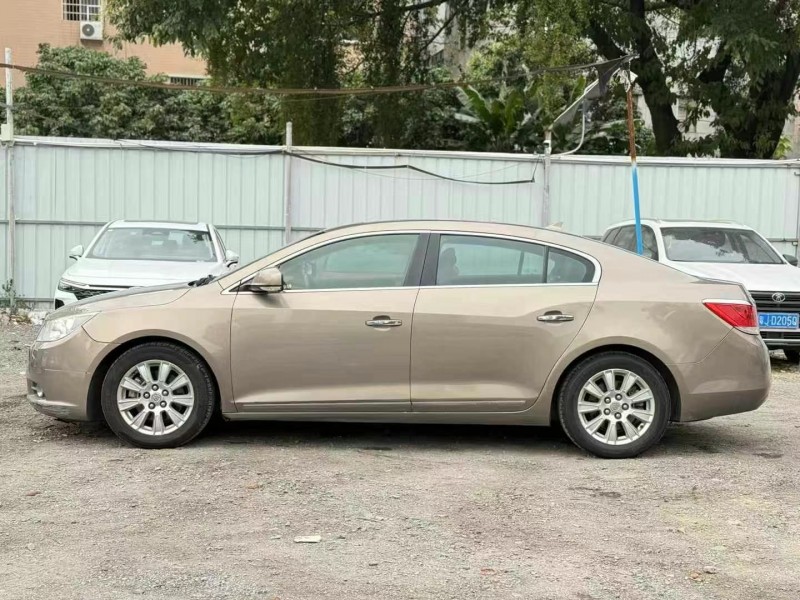 广州12年别克君越3