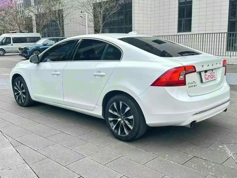 佛山20年沃爾沃S60L8