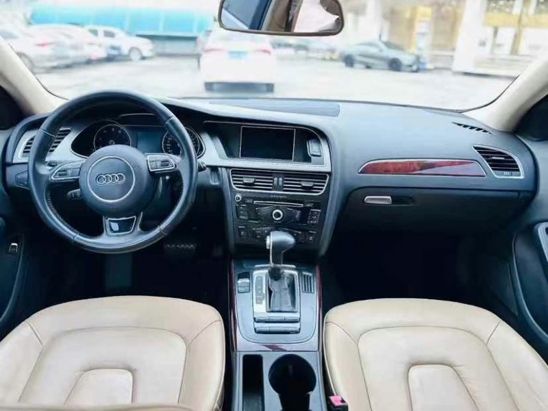 东莞12年奥迪A4L4