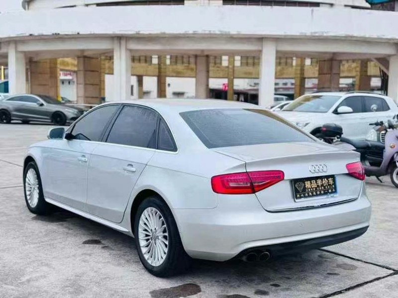 东莞12年奥迪A4L7