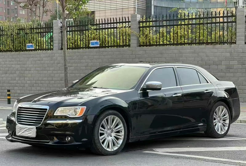 鄭州14年克萊斯勒300C2