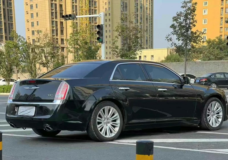 鄭州14年克萊斯勒300C7