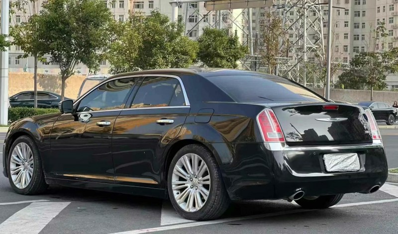 鄭州14年克萊斯勒300C9