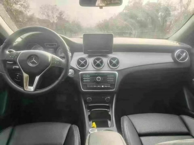 徐州16年奔驰GLA4