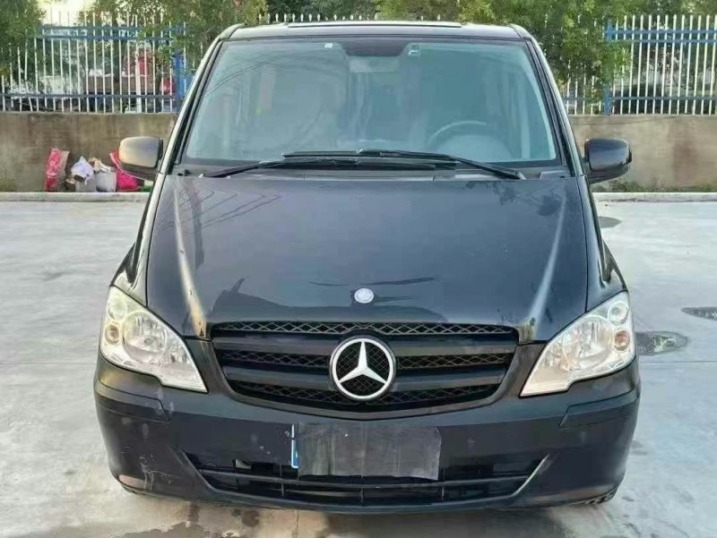 徐州12年奔驰威霆1