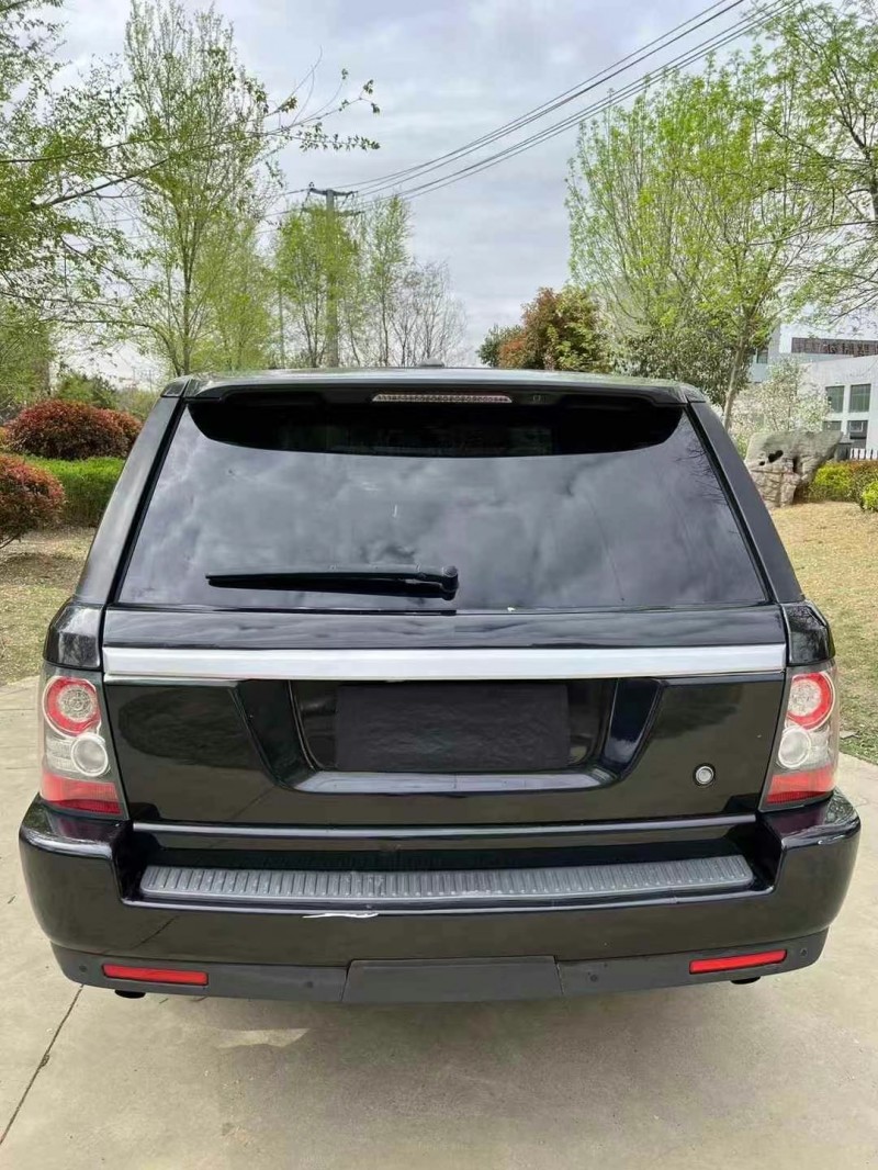 济宁11年路虎揽胜运动9