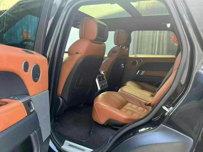 济宁17年路虎揽胜运动2