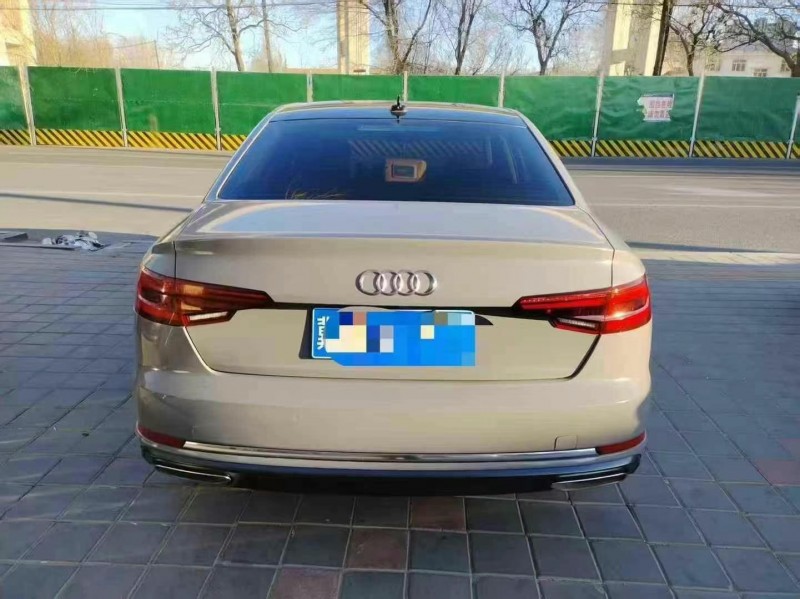 鄂爾多斯20年奧迪A4L9
