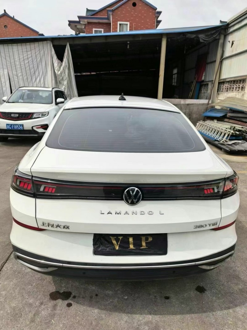 紹興23年大眾凌渡9