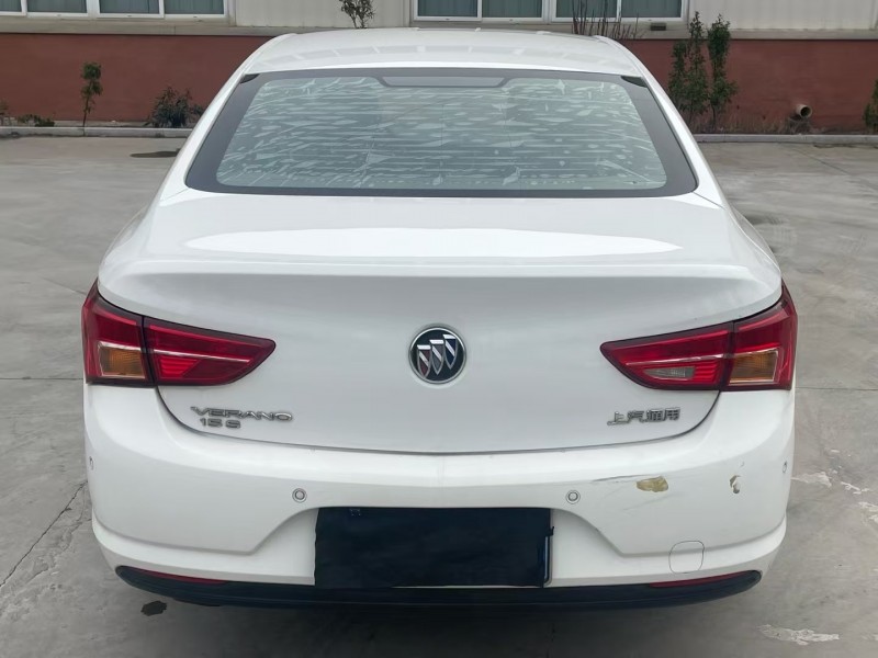 徐州17年别克威朗6