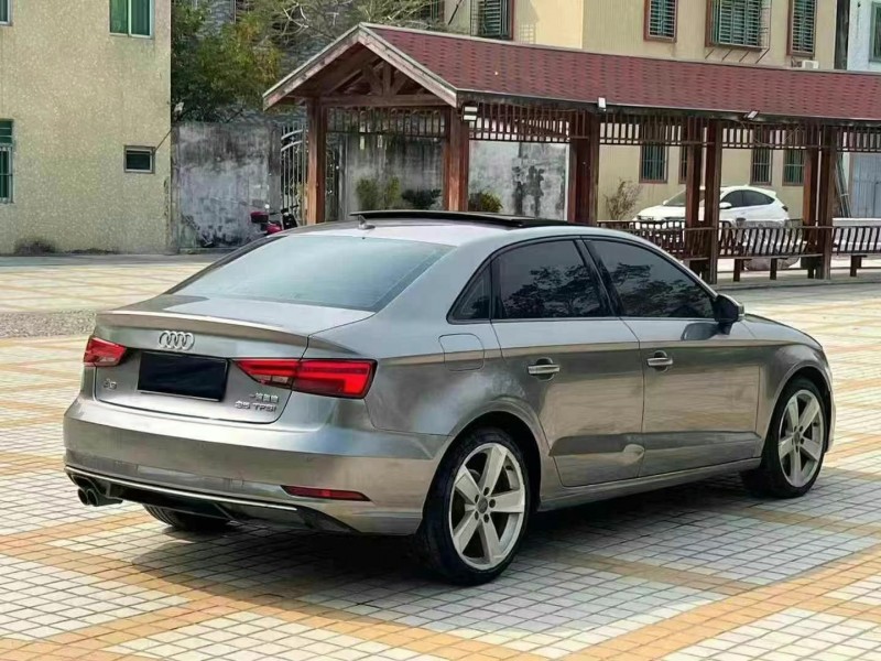 佛山18年奥迪A38