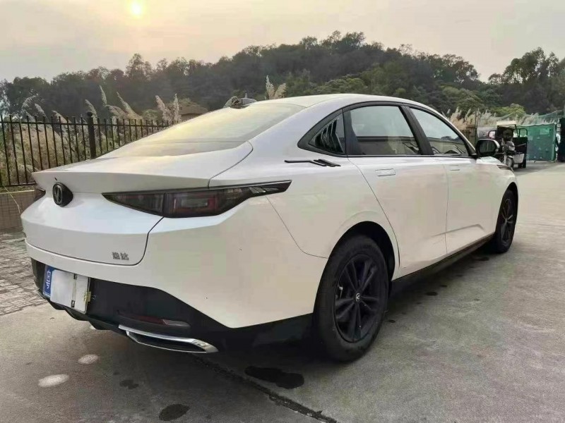 珠海23年長安汽車逸達8