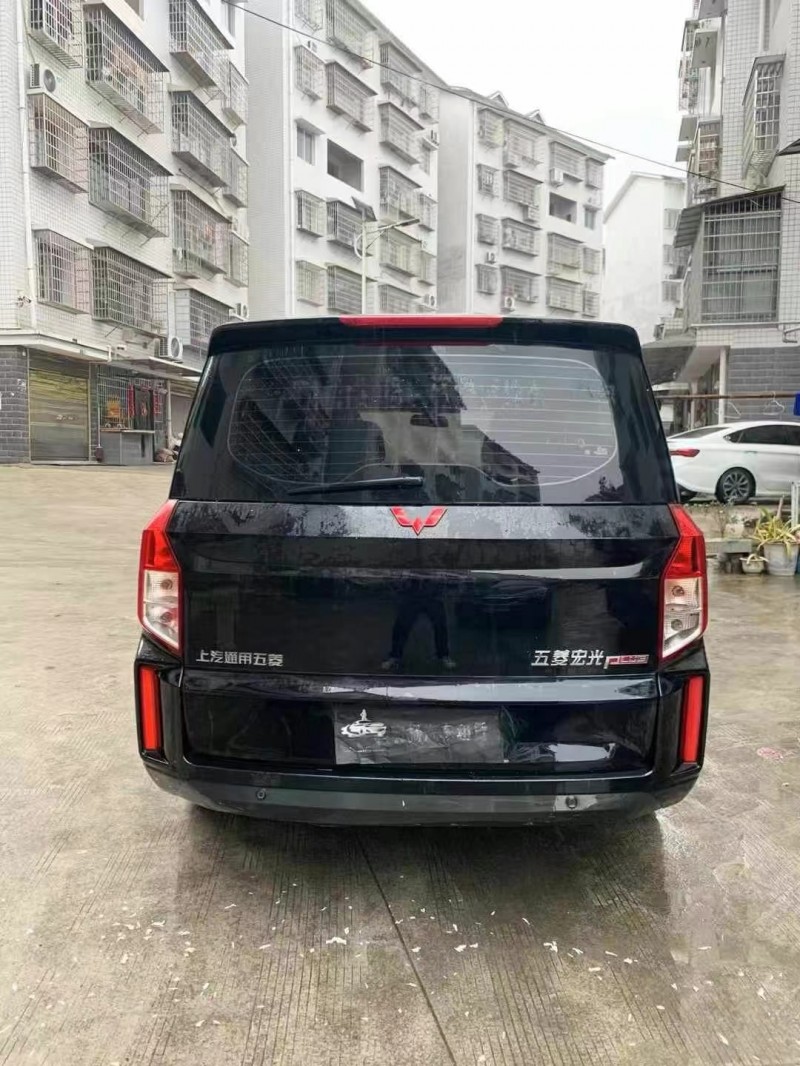 婁底19年五菱汽車宏光9