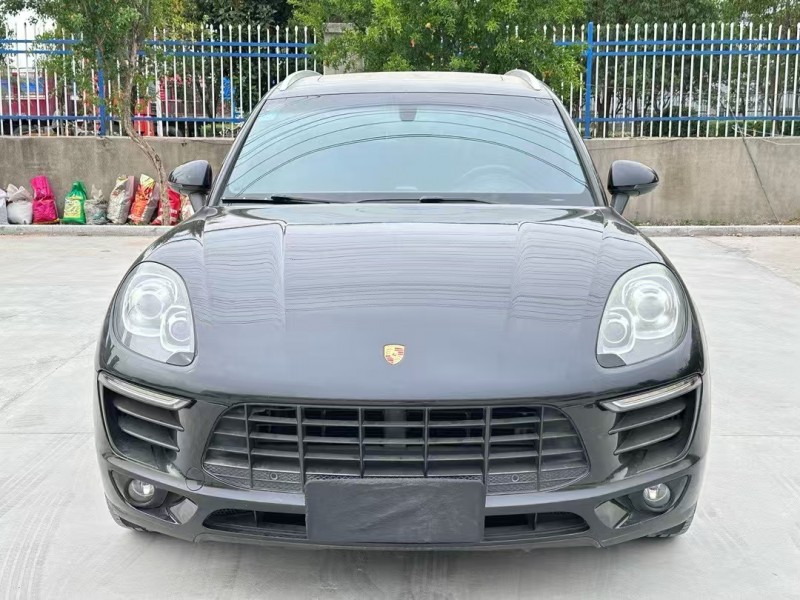 徐州14年保时捷Macan1