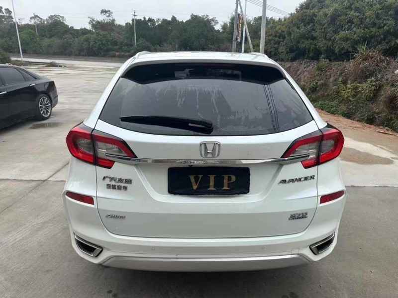 广州17年本田冠道9