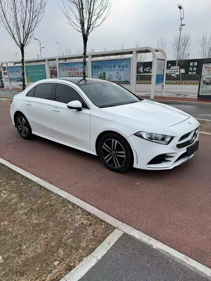 济宁20年奔驰A3