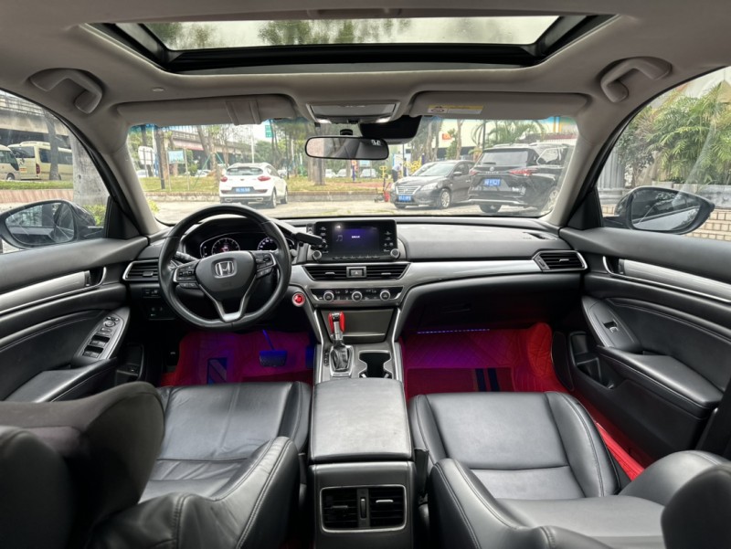 东莞19年本田雅阁4