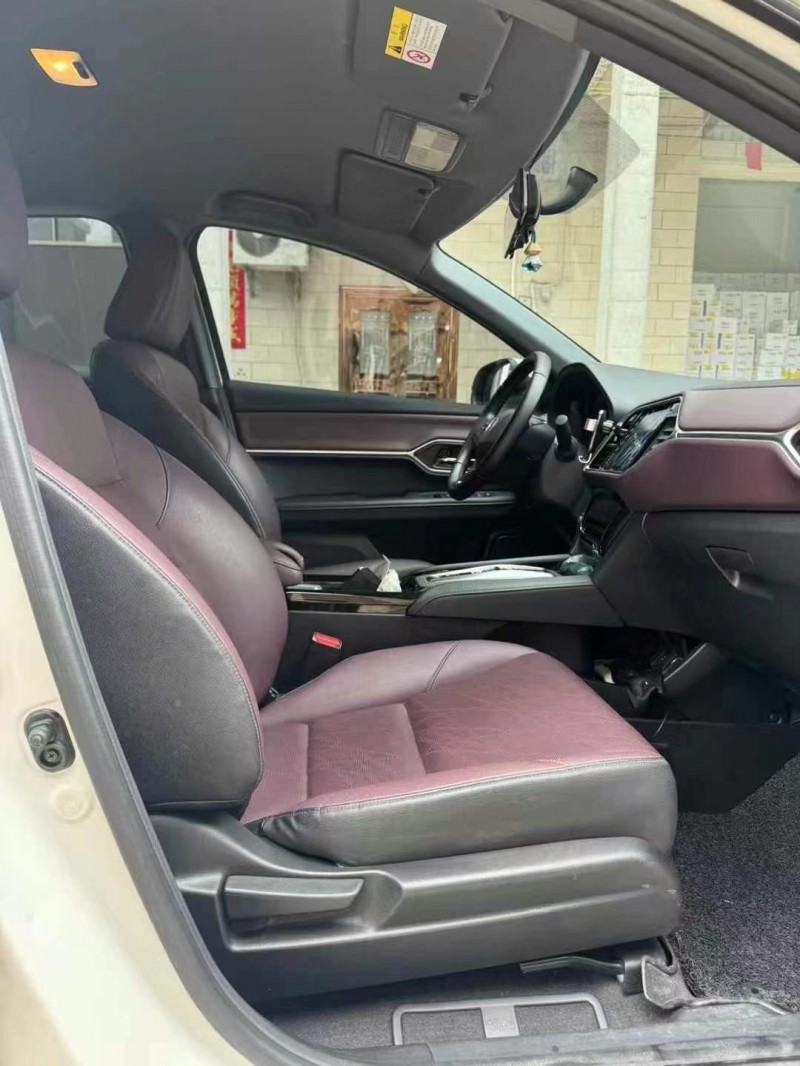 广州22年本田MNV4