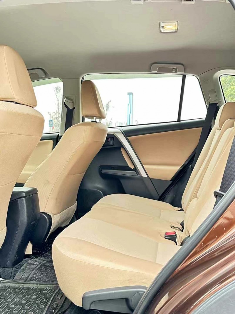 东莞19年丰田RAV4荣放5