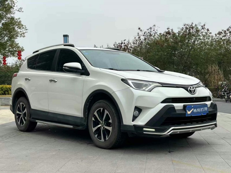 东莞17年丰田RAV4荣放2