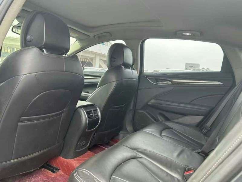 东莞19年别克君越7