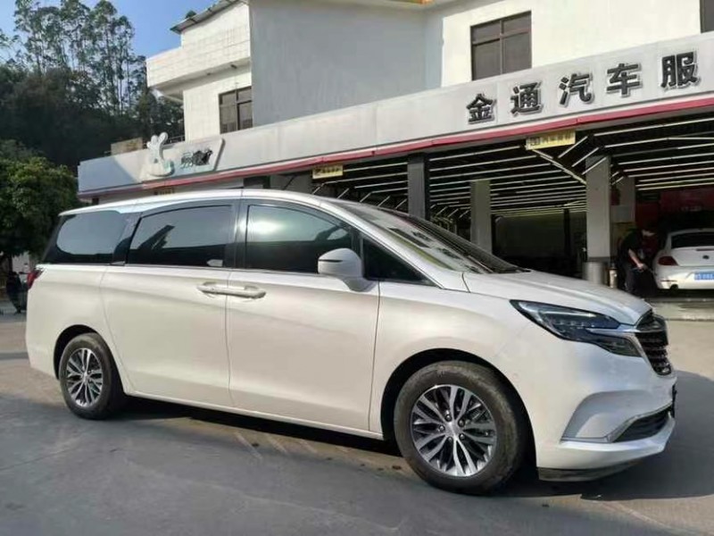 东莞21年别克GL82