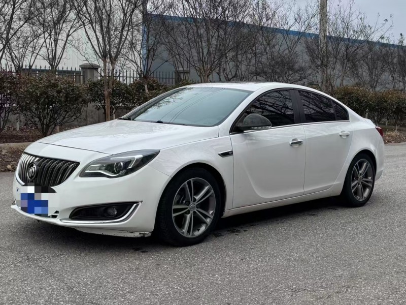 青岛15年别克君威2