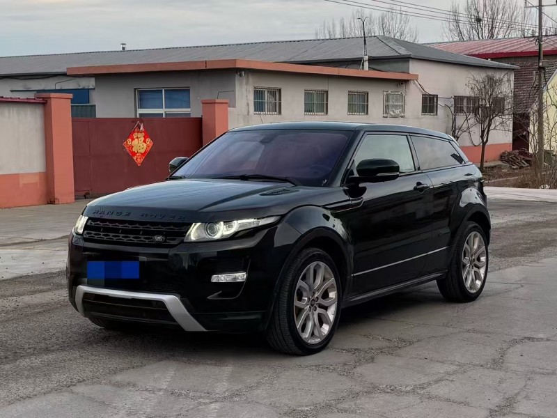 青岛13年路虎极光3